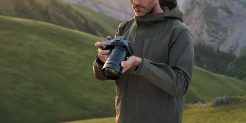Fujifilm Dominates August Sales, Hasselblad is Not Behind